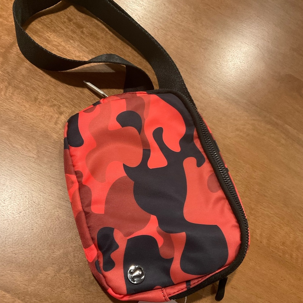 Lululemon City Adventure mini backpack